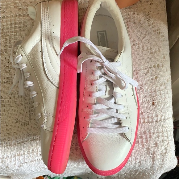 puma shoes pink sole